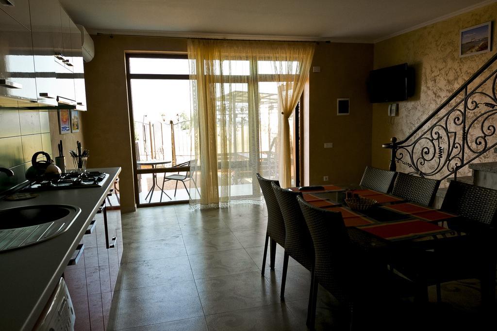 Villa Vi-Ta Zatoka Ngoại thất bức ảnh
